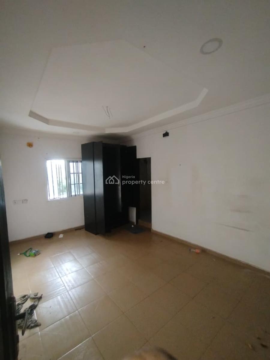Two Bedrooms Flat Upstairs, Badore, Ajah, Lagos, Flat / Apartment for Rent