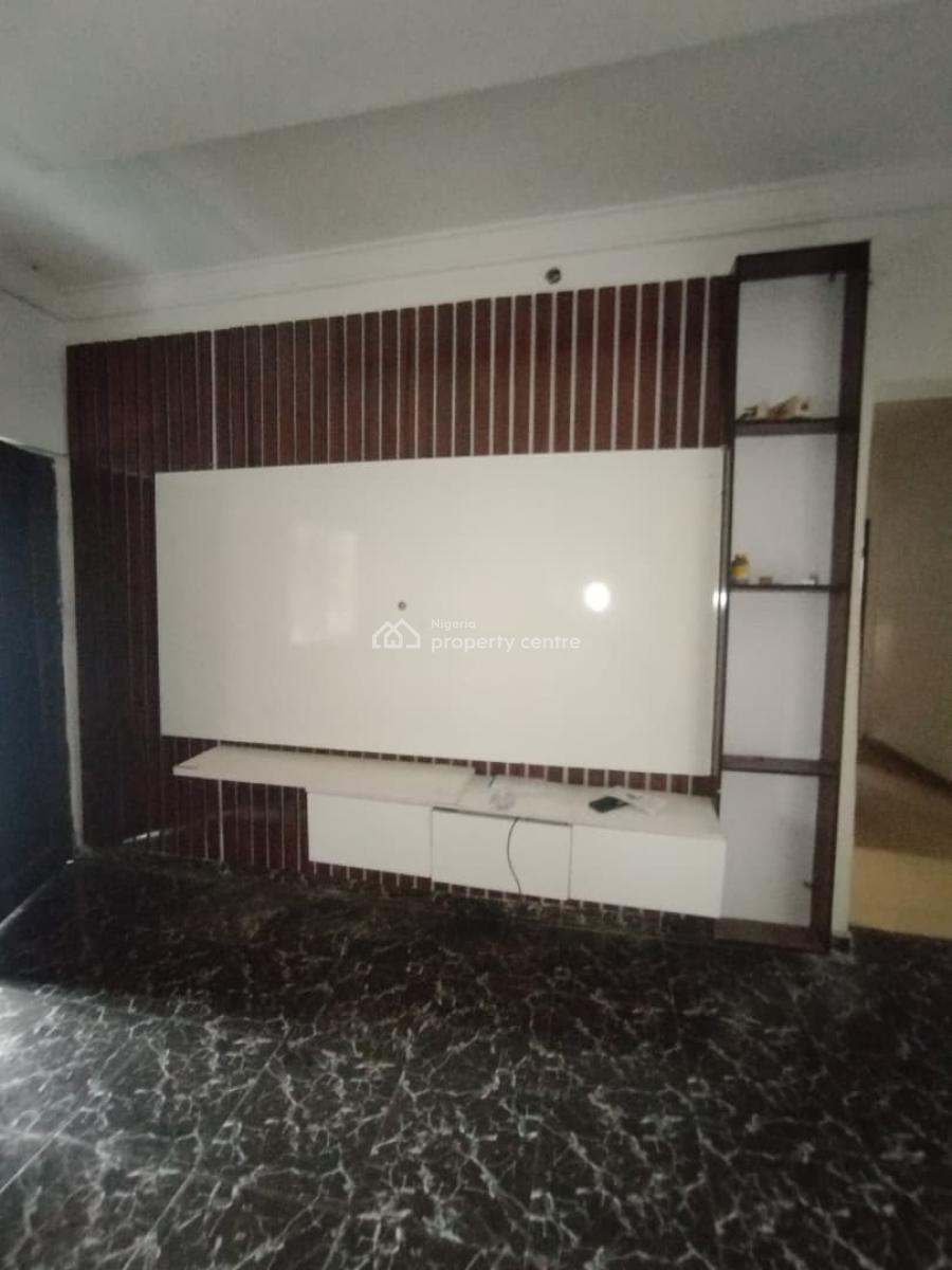 Two Bedrooms Flat Upstairs, Badore, Ajah, Lagos, Flat / Apartment for Rent