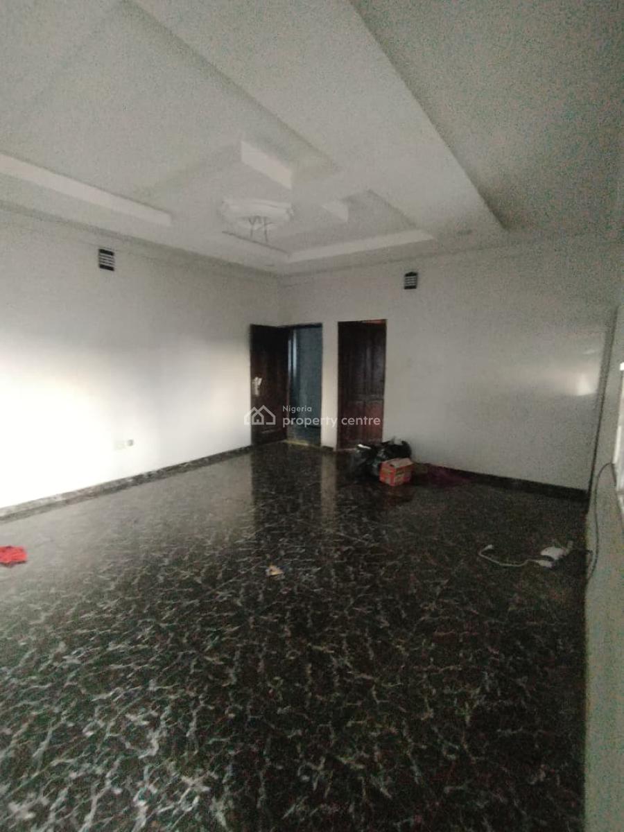 Two Bedrooms Flat Upstairs, Badore, Ajah, Lagos, Flat / Apartment for Rent