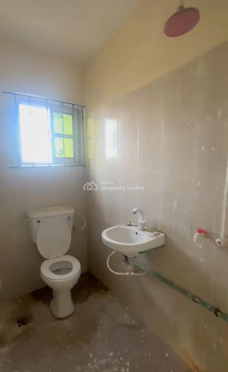 Standard 2 Bedroom Upstairs Apartment{ Video}, United Estate, Sangotedo, Ajah, Lagos, Flat / Apartment for Rent