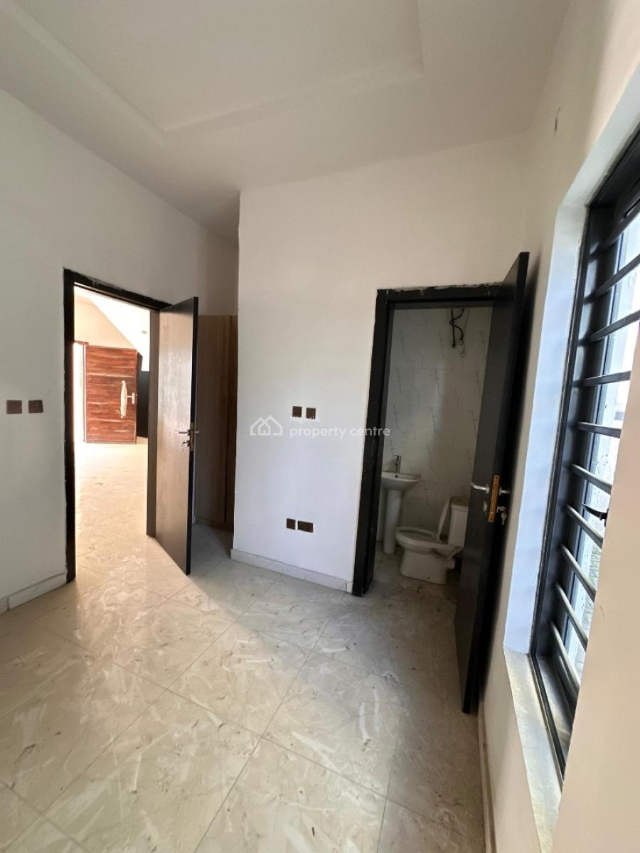 4 Bedroom Terrace Duplex, New Road, Lekki, Lagos, Terraced Duplex for Rent