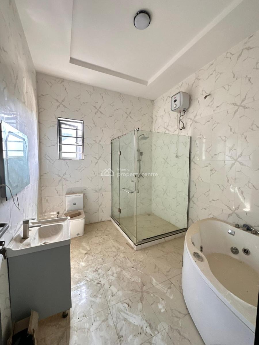 4 Bedroom Terrace Duplex, New Road, Lekki, Lagos, Terraced Duplex for Sale