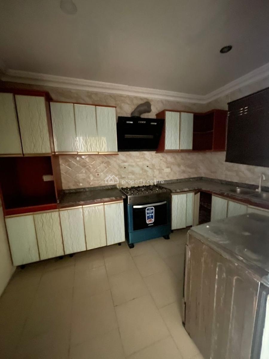 2 Bedroom Apartment, New Road, Lekki, Lagos, Flat / Apartment for Rent