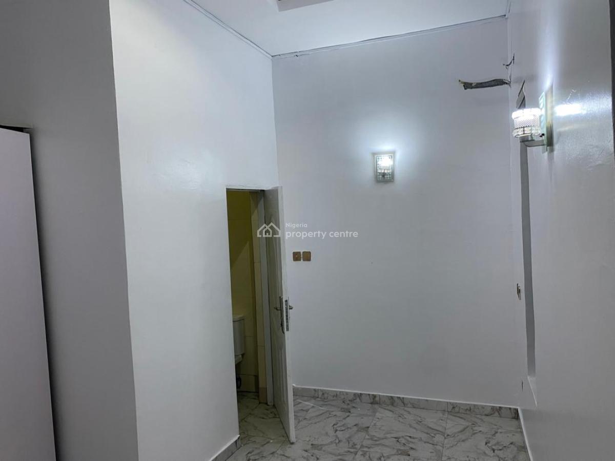 Luxury 1 Bedroom Apartment with Excellent Finishing, Thomas Estate, Ajah, Lagos, Mini Flat (room and Parlour) for Rent