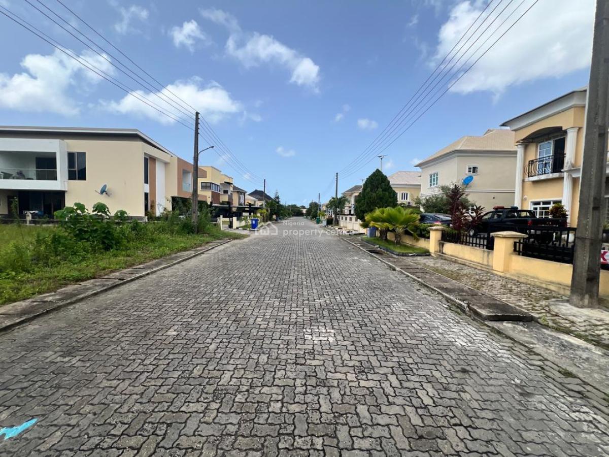 Land Measuring 600sqm in an Estate, Northern Foreshore,  Chevron, Lekki, Lagos, Residential Land for Sale