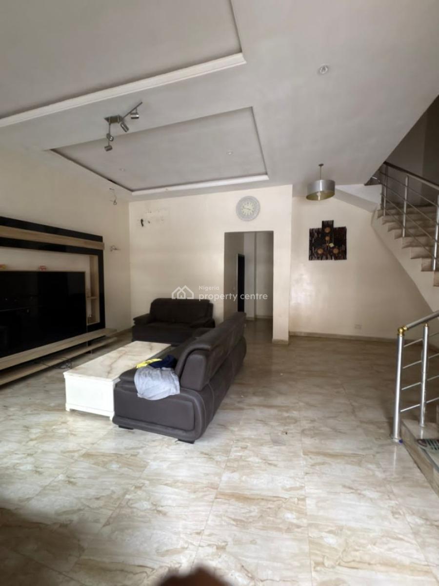 4 Bedrooms Terrace in a Mini Court, By Chisco, Ikate, Lekki, Lagos, Terraced Duplex for Rent