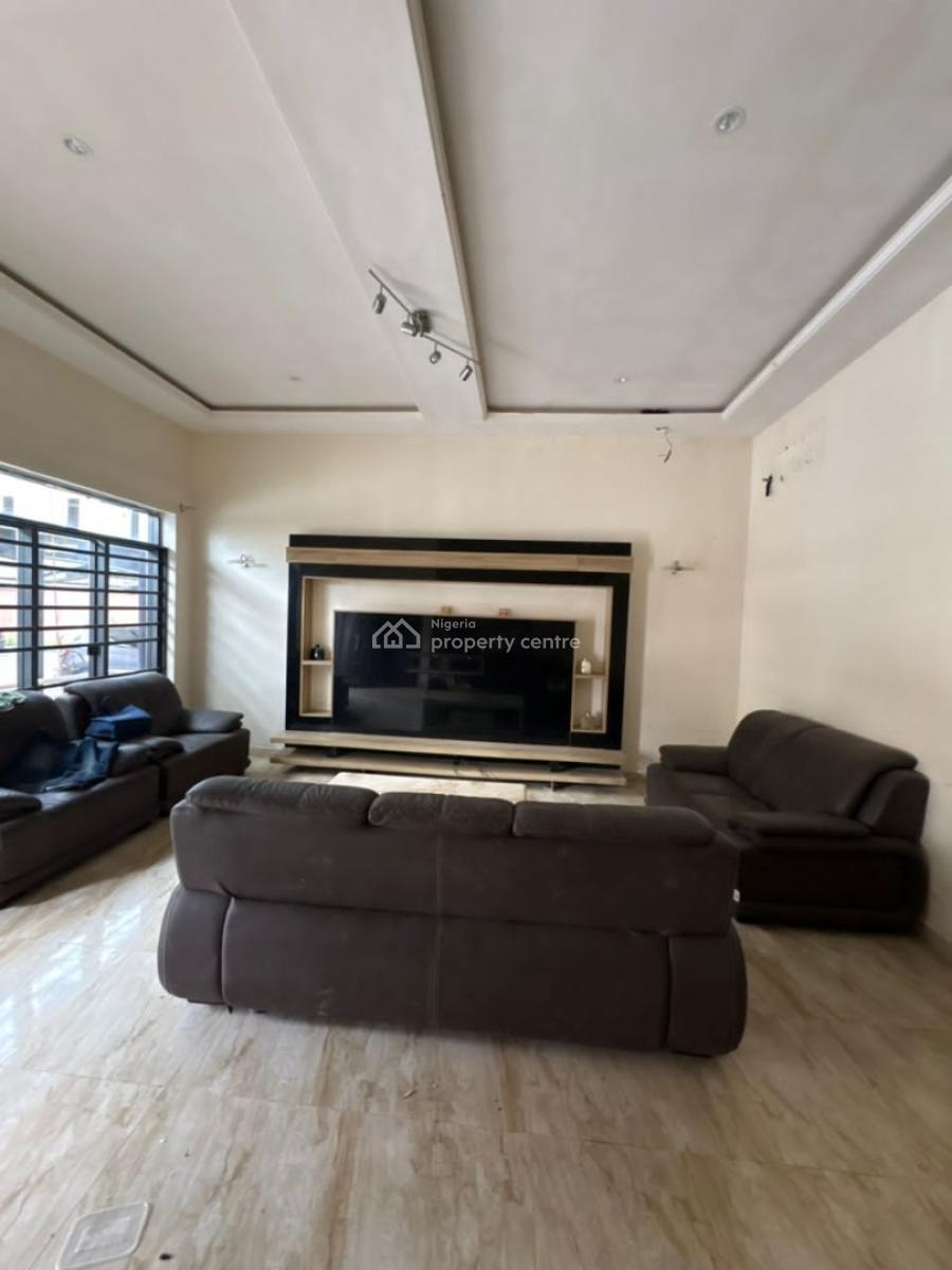 4 Bedrooms Terrace in a Mini Court, By Chisco, Ikate, Lekki, Lagos, Terraced Duplex for Rent