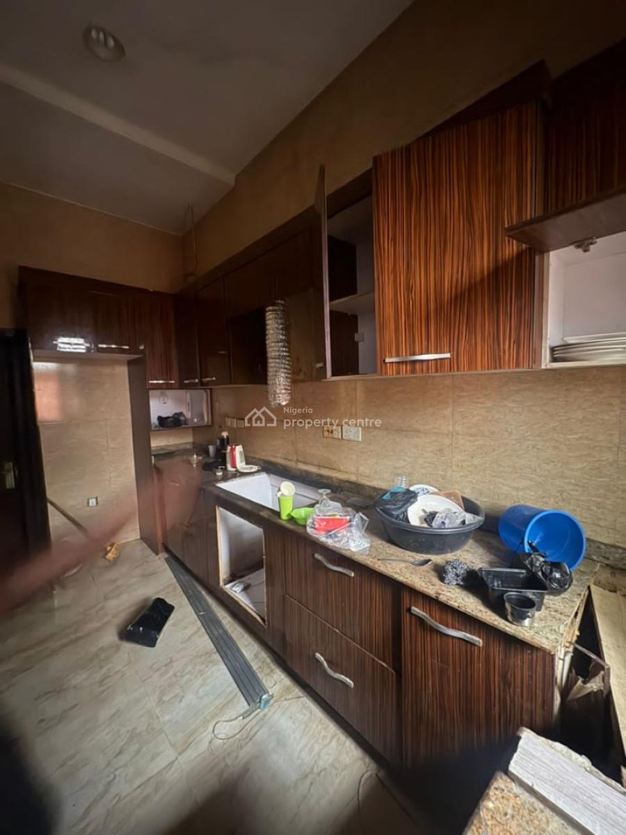 4 Bedrooms Terrace in a Mini Court, By Chisco, Ikate, Lekki, Lagos, Terraced Duplex for Rent