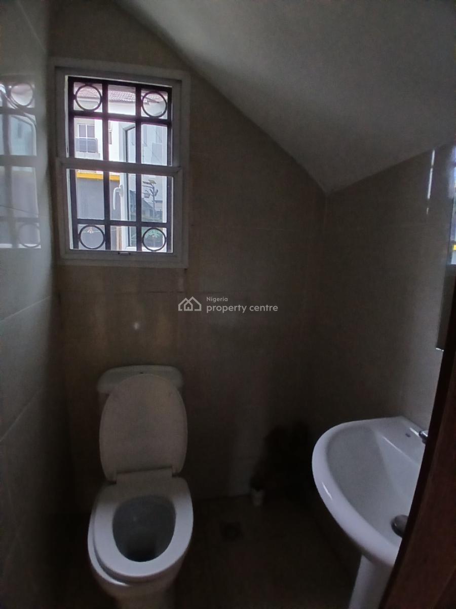 Serviced 3 Bedeoom En-suite Terraced Duplex with an Enclosed Fitted Ki, Ikate Elegushi, Lekki, Lagos, Terraced Duplex for Rent