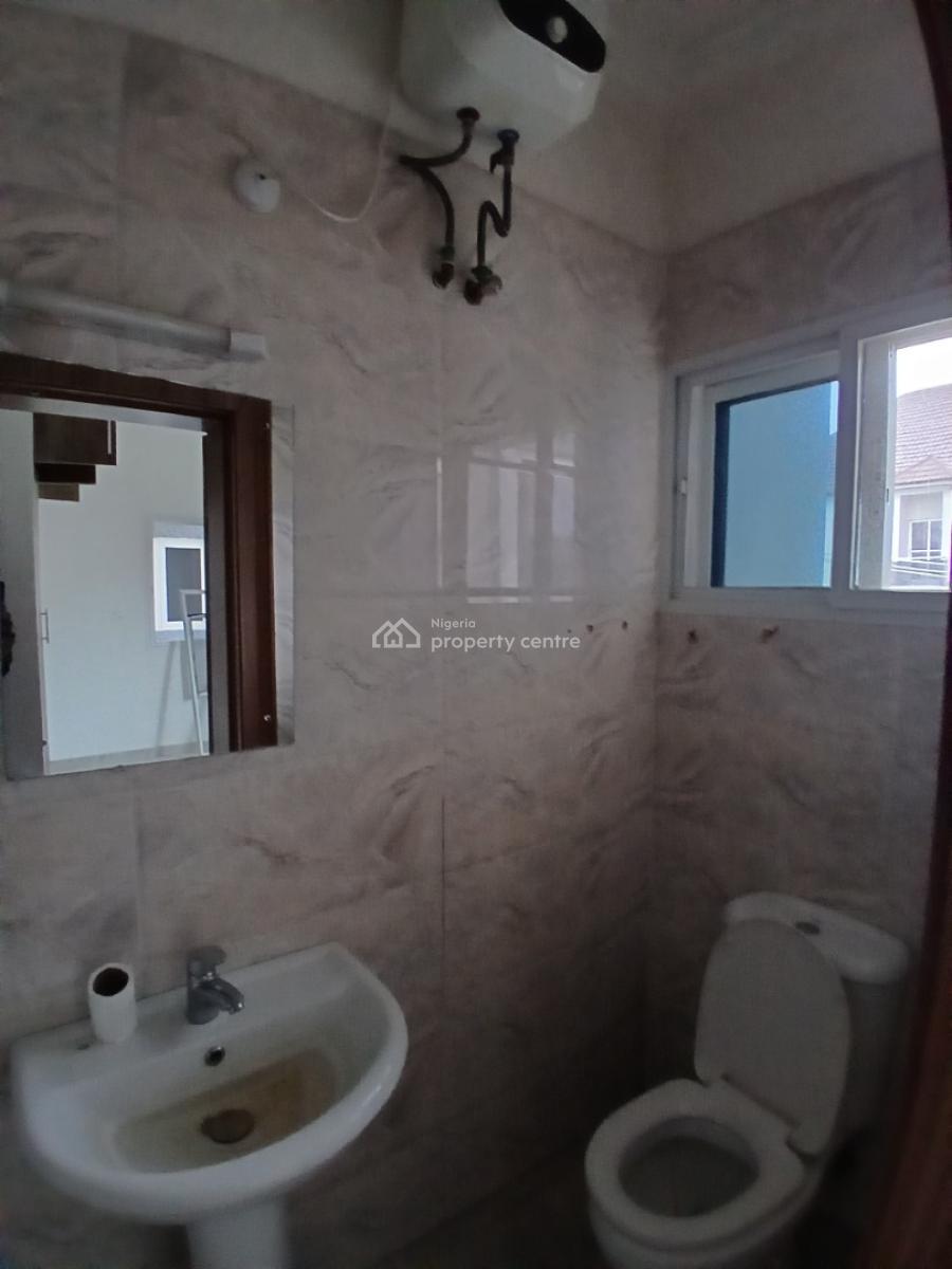 Serviced 3 Bedeoom En-suite Terraced Duplex with an Enclosed Fitted Ki, Ikate Elegushi, Lekki, Lagos, Terraced Duplex for Rent