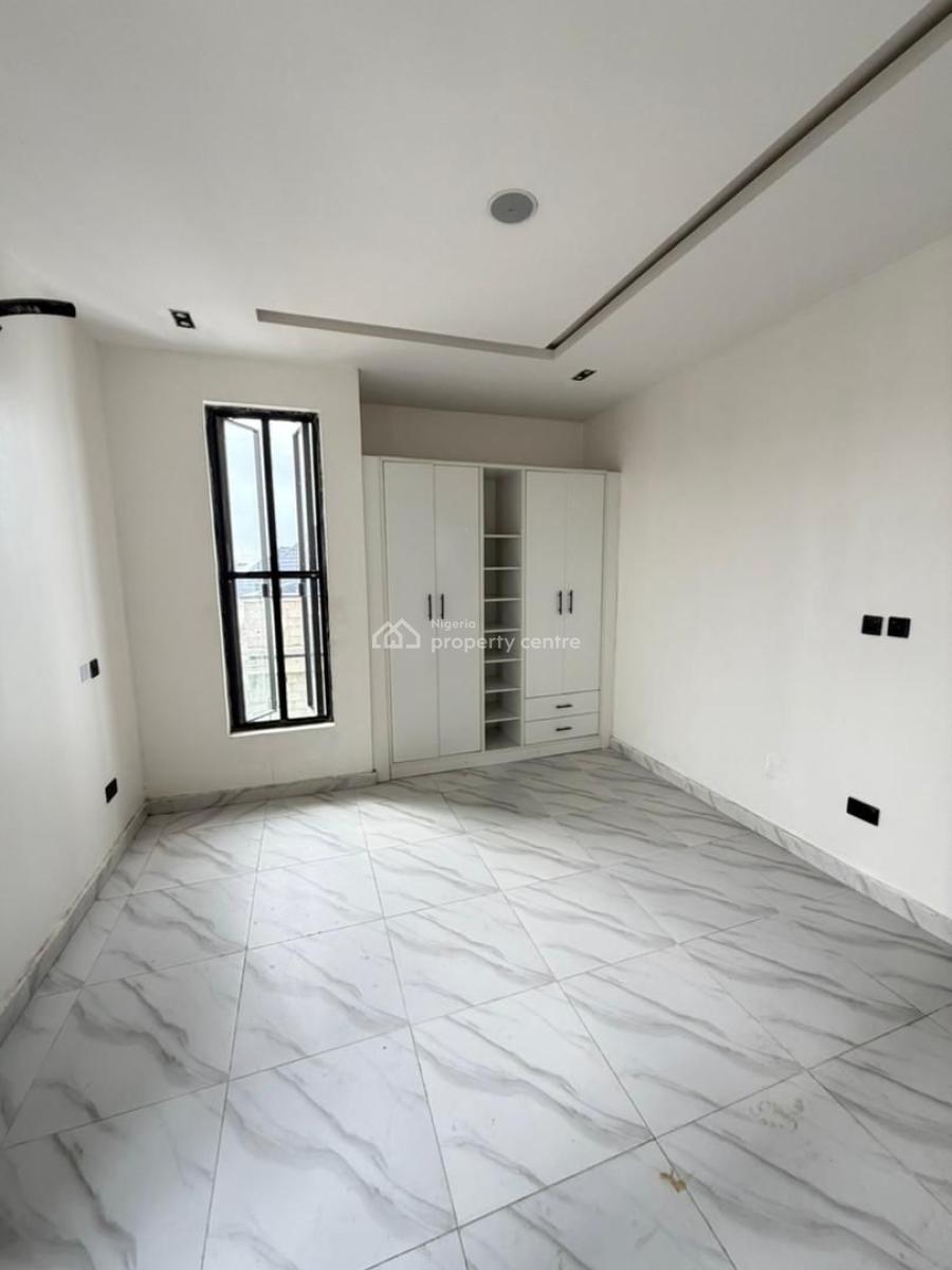 Luxury and Elegant 2 Bedroom Flat in a Well Secured Area, Ologolo, Lekki, Lagos, Flat / Apartment for Rent