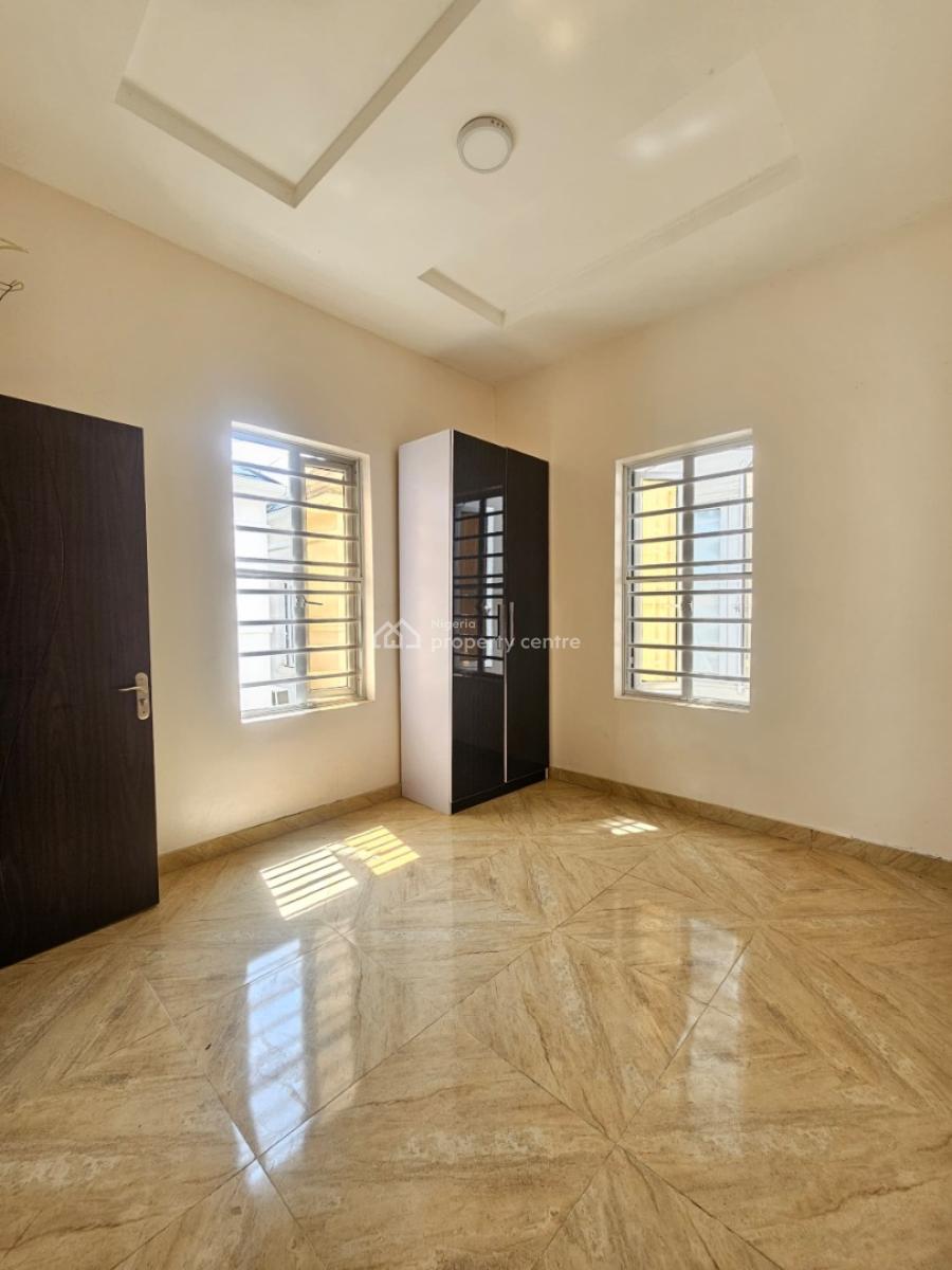 Exquisite 4-bedrooms Semi-detached Detached Duplex with Bq, Lekki County, Lekki, Lagos, House for Sale