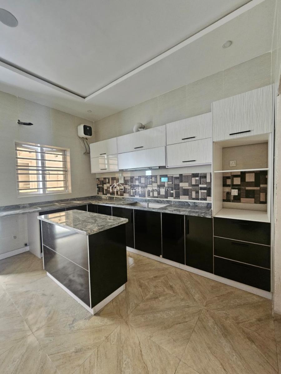 Exquisite 4-bedrooms Semi-detached Detached Duplex with Bq, Lekki County, Lekki, Lagos, House for Sale