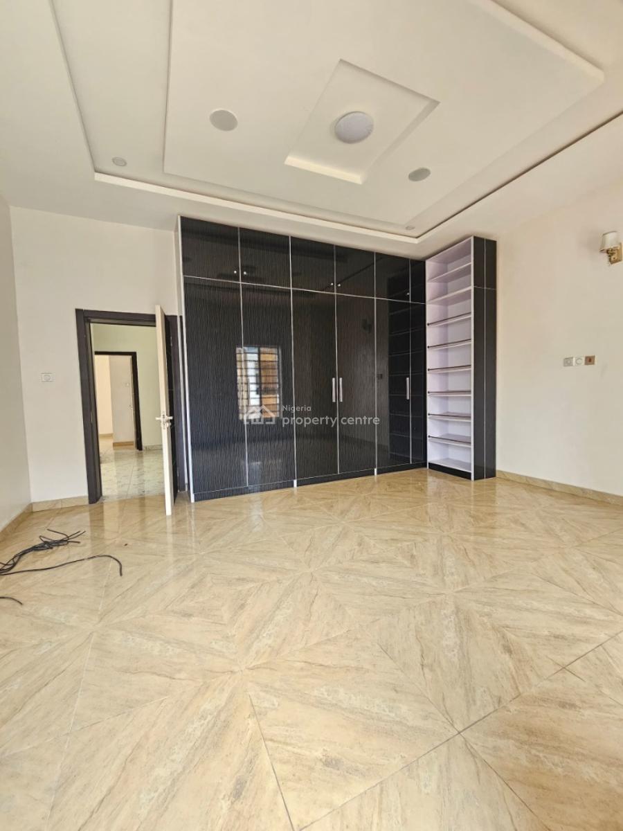 Exquisite 4-bedrooms Semi-detached Detached Duplex with Bq, Lekki County, Lekki, Lagos, House for Sale