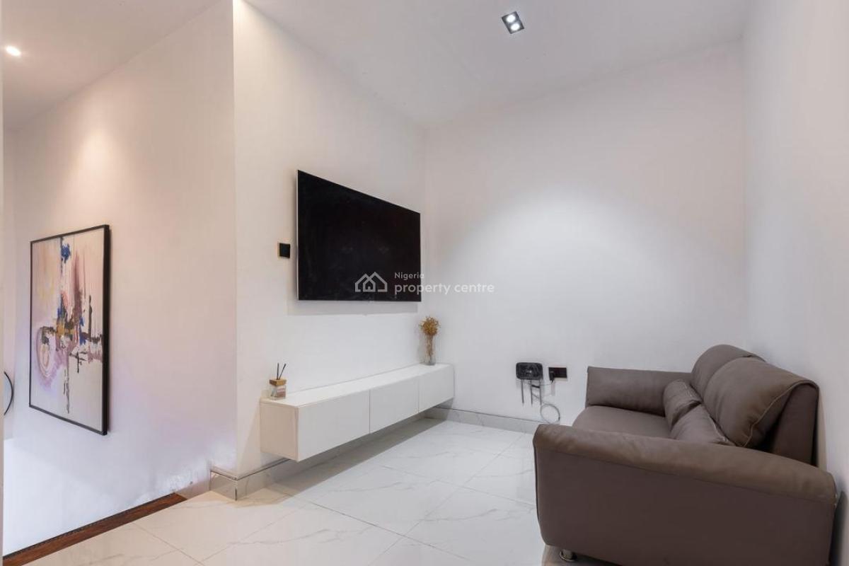 Newly Furnished Two Bedroom Apartment, Freedom Way, Lekki Phase 1, Lekki, Lagos, House Short Let