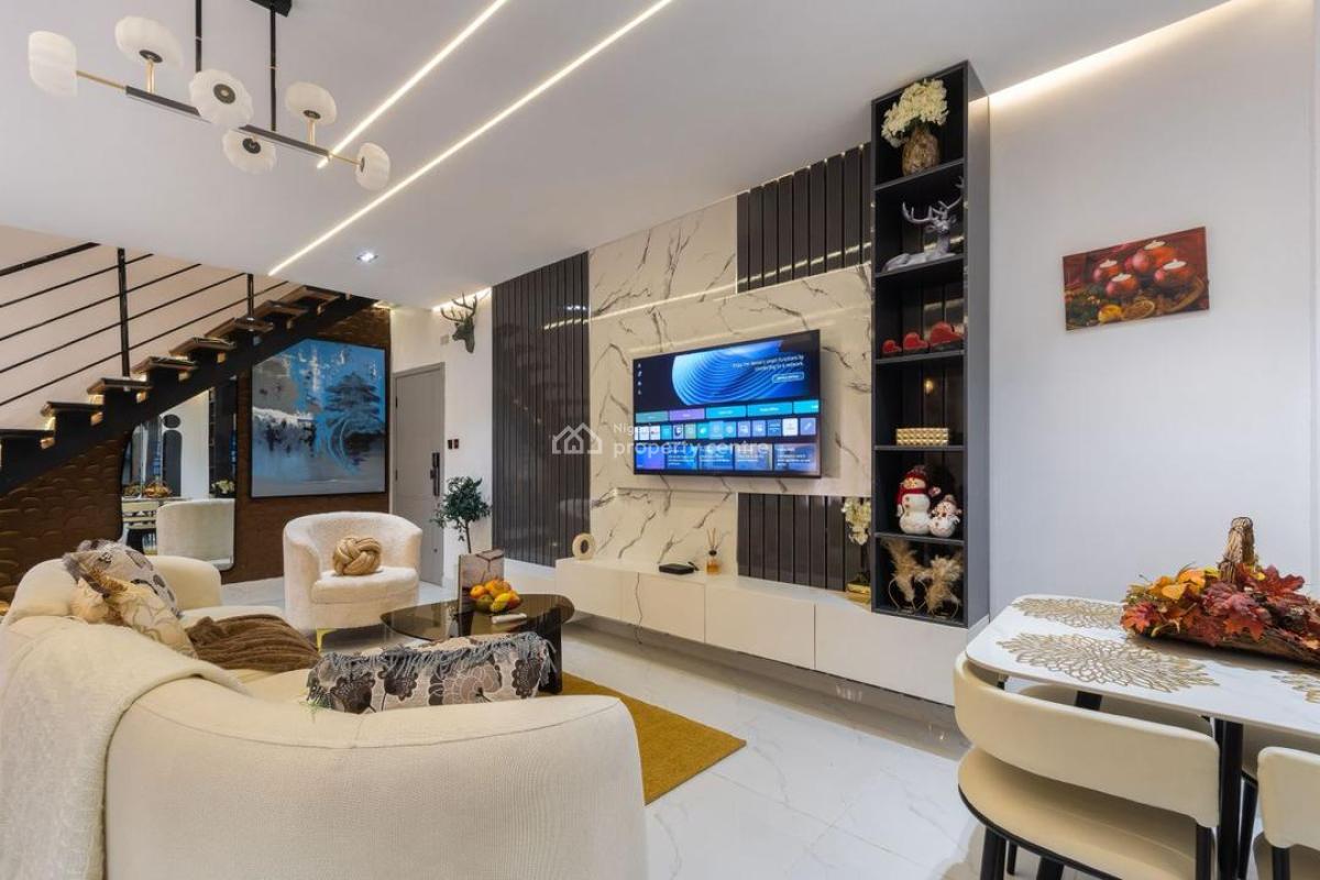 Newly Furnished Two Bedroom Apartment, Freedom Way, Lekki Phase 1, Lekki, Lagos, House Short Let