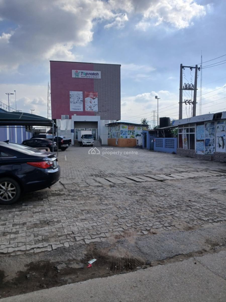 Big 2 Storey Building (530sqm) Each Floor for All Purposes, @ Casso B/stop, Facing Directly Along Lagos/abeokuta Expressway Lagos, Alagbado, Ifako-ijaiye, Lagos, Commercial Property for Rent