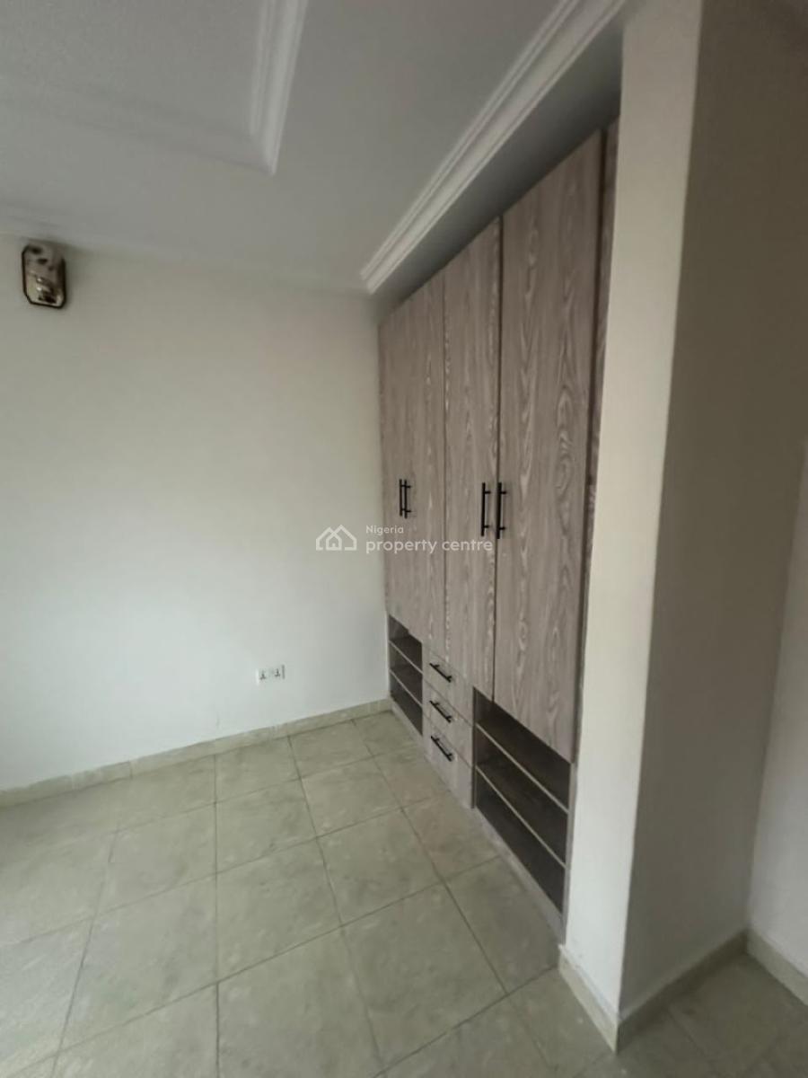 Newly Renovated 2 Bedroom Apartment with Excellent Facilities, Sangotedo, Ajah, Lagos, Flat / Apartment for Rent