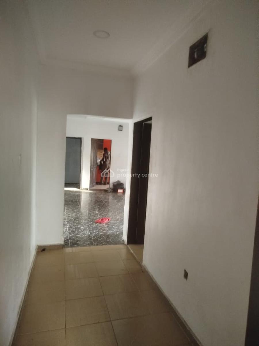 a Spacious 2bedroom Apartment Upstairs L L, Badore Road, Ajah, Lagos, Flat / Apartment for Rent