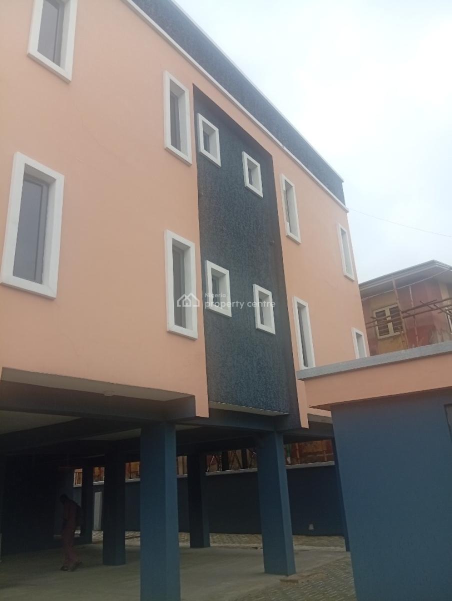 3 Bedrooms Flat with Rooms Ensuite New House, Gbagada Lagos, Soluyi, Gbagada, Lagos, Block of Flats for Sale
