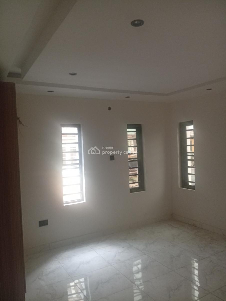 3 Bedrooms Flat with Rooms Ensuite New House, Gbagada Lagos, Soluyi, Gbagada, Lagos, Block of Flats for Sale