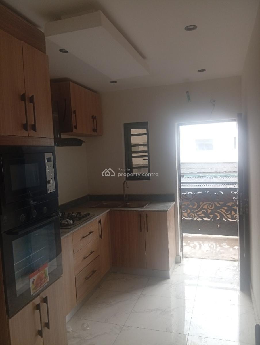 3 Bedrooms Flat with Rooms Ensuite New House, Gbagada Lagos, Soluyi, Gbagada, Lagos, Block of Flats for Sale