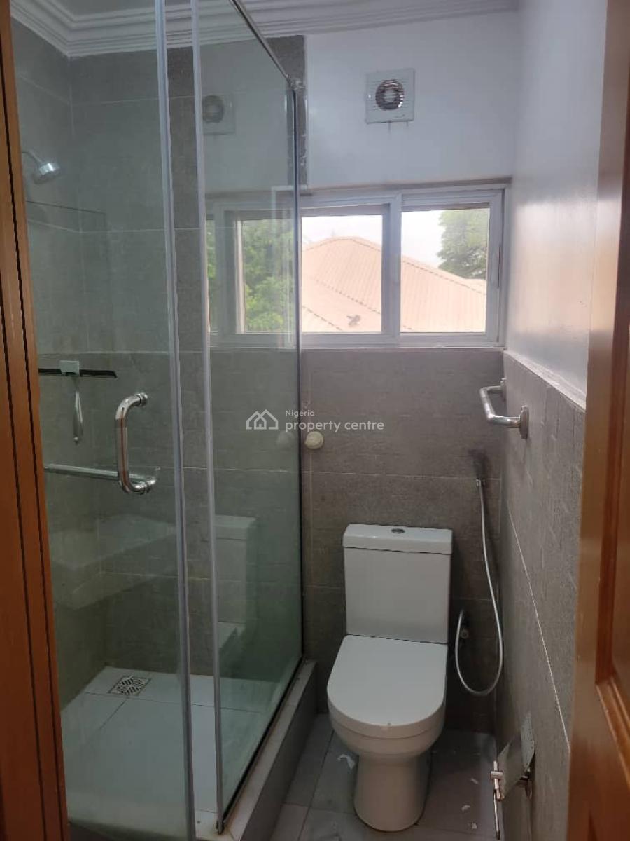 Three Bedroom Terrace with Bq, Lekki Phase 1, Lekki, Lagos, Terraced Duplex for Rent