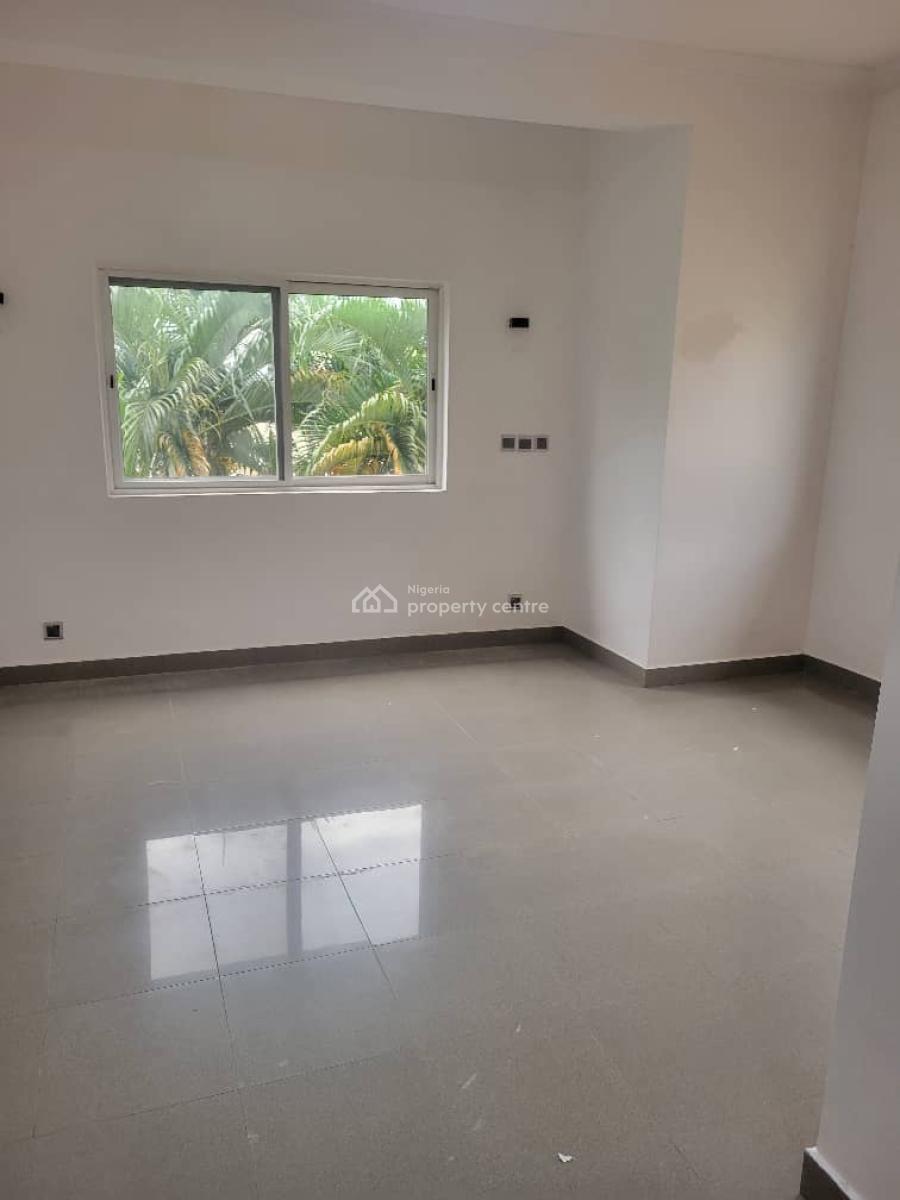 Three Bedroom Terrace with Bq, Lekki Phase 1, Lekki, Lagos, Terraced Duplex for Rent