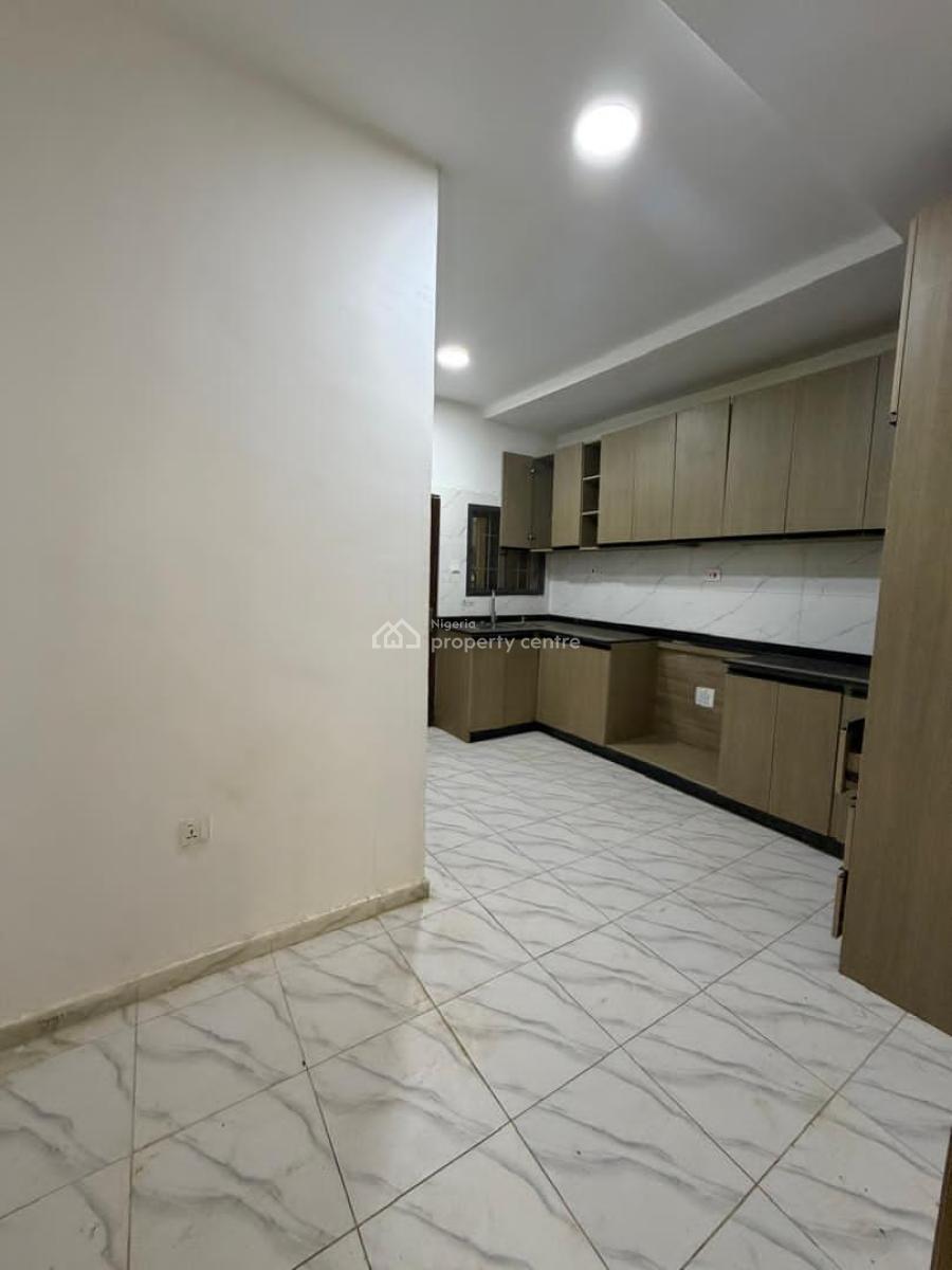 Standard 3 Bedroom with Bq, Katampe, Abuja, Flat / Apartment for Rent