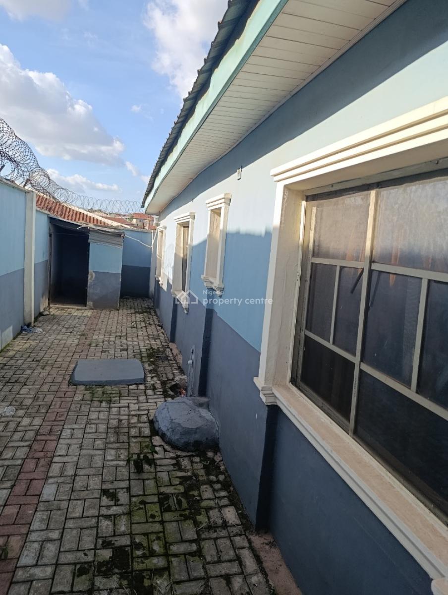 Modern 4 Bedroom Bungalow on 2 Plots of Land, Elelu, Alakia, Ibadan, Oyo, Detached Bungalow for Sale