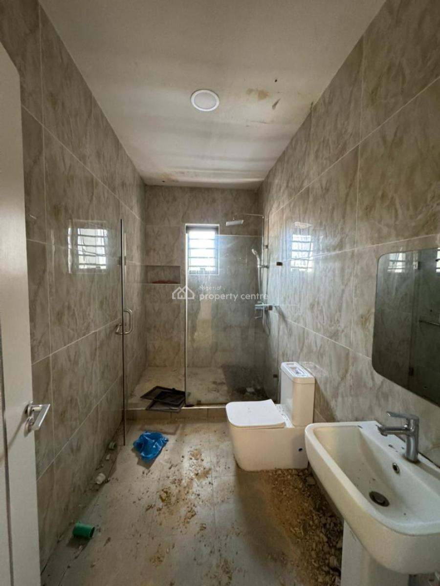 Lovely 4-bedroom Terrace Duplex with Bq, Lekki Phase One, Lekki, Lagos, Terraced Duplex for Rent
