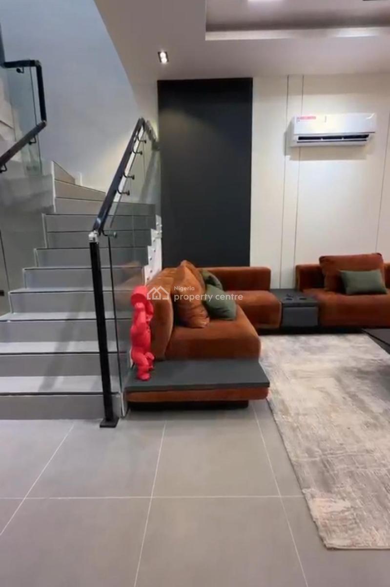 Luxury 2-bedroom En-suite Maisonette Executive Ready to Move, Old Ikoyi, Ikoyi, Lagos, Flat / Apartment for Rent