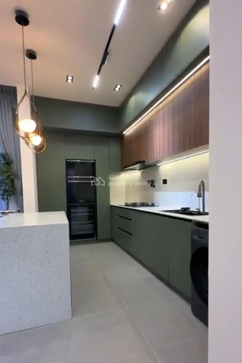 Luxury 2-bedroom En-suite Maisonette Executive Ready to Move, Old Ikoyi, Ikoyi, Lagos, Flat / Apartment for Rent