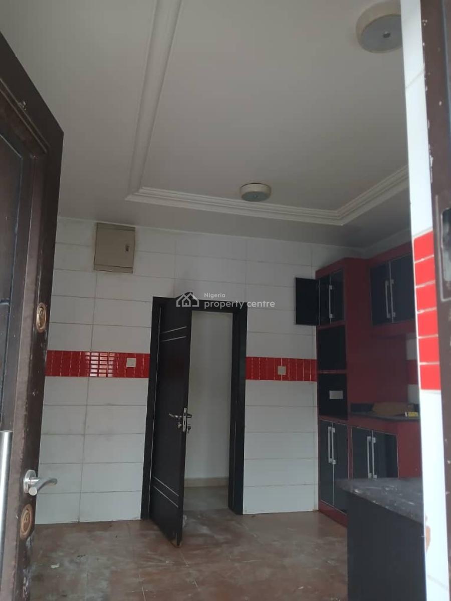 Luxury 4bedroom, Chevron Drive, Lekki, Lagos, Terraced Duplex for Rent