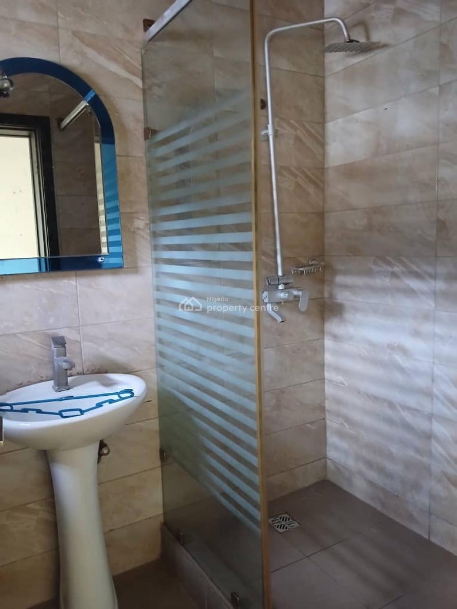Luxury 4bedroom, Chevron Drive, Lekki, Lagos, Terraced Duplex for Rent