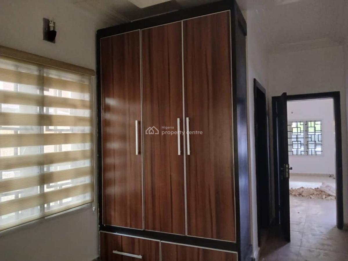 Luxury 4bedroom, Chevron Drive, Lekki, Lagos, Terraced Duplex for Rent