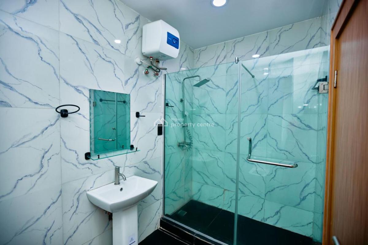 a Lovely Master Bedroom Shared Apartment, Osapa, Lekki, Lagos, Self Contain (single Rooms) for Rent