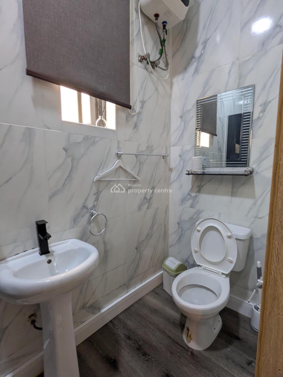 Cozy 2 Bedroom Terrace Duplex with Swimming Pool, Lcc Road, Chevron Lekki, Lekki Phase 2, Lekki, Lagos, Flat / Apartment Short Let