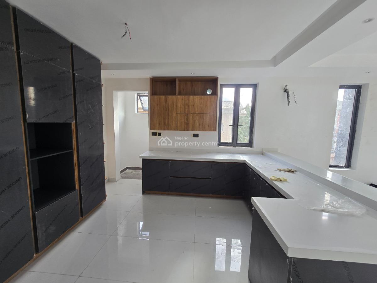 Newly Built 2-bedroom Massionette, Off Admiralty Way, Lekki Phase 1, Lekki, Lagos, Flat / Apartment for Sale
