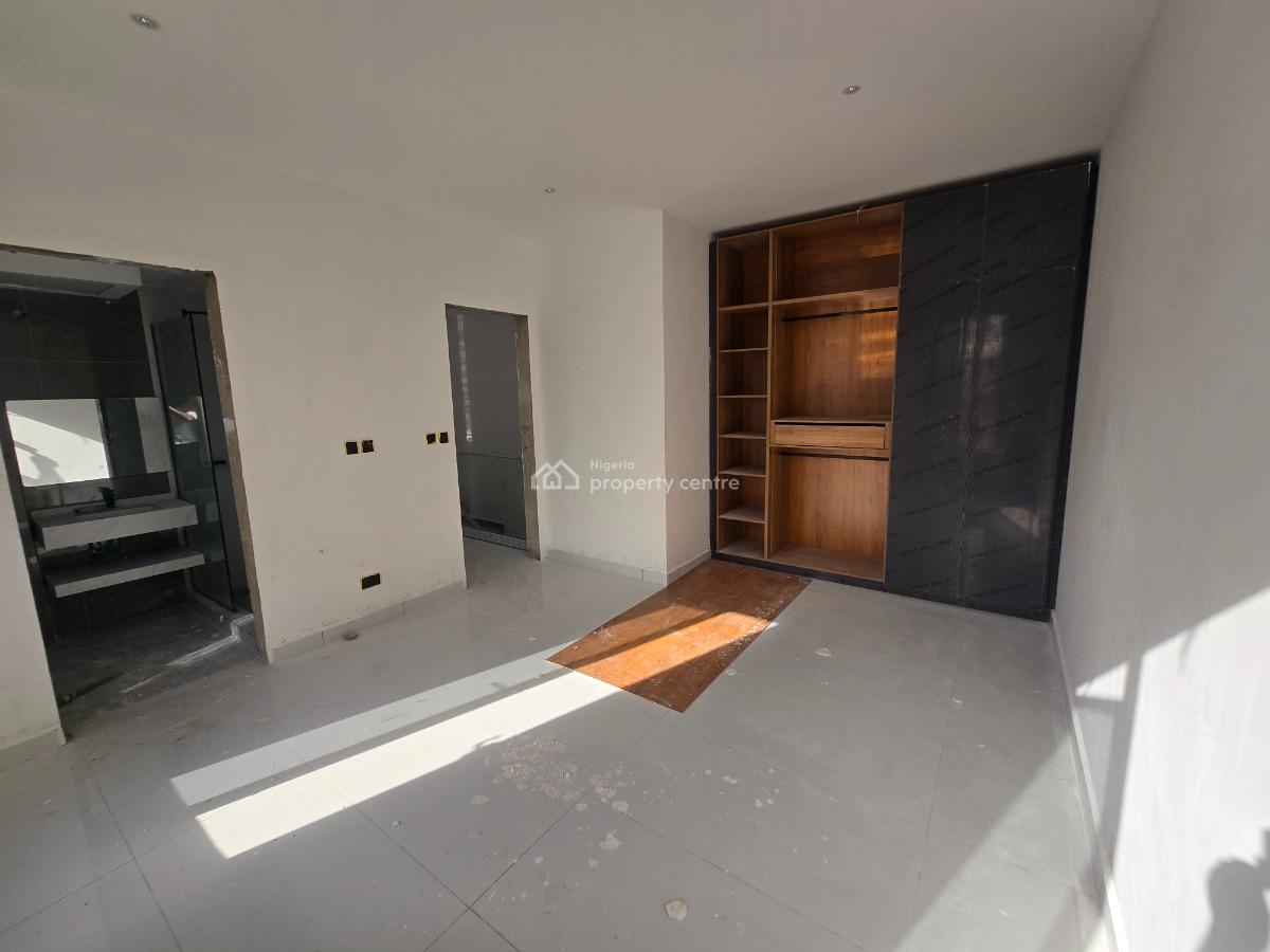 Newly Built 2-bedroom Massionette, Off Admiralty Way, Lekki Phase 1, Lekki, Lagos, Flat / Apartment for Sale