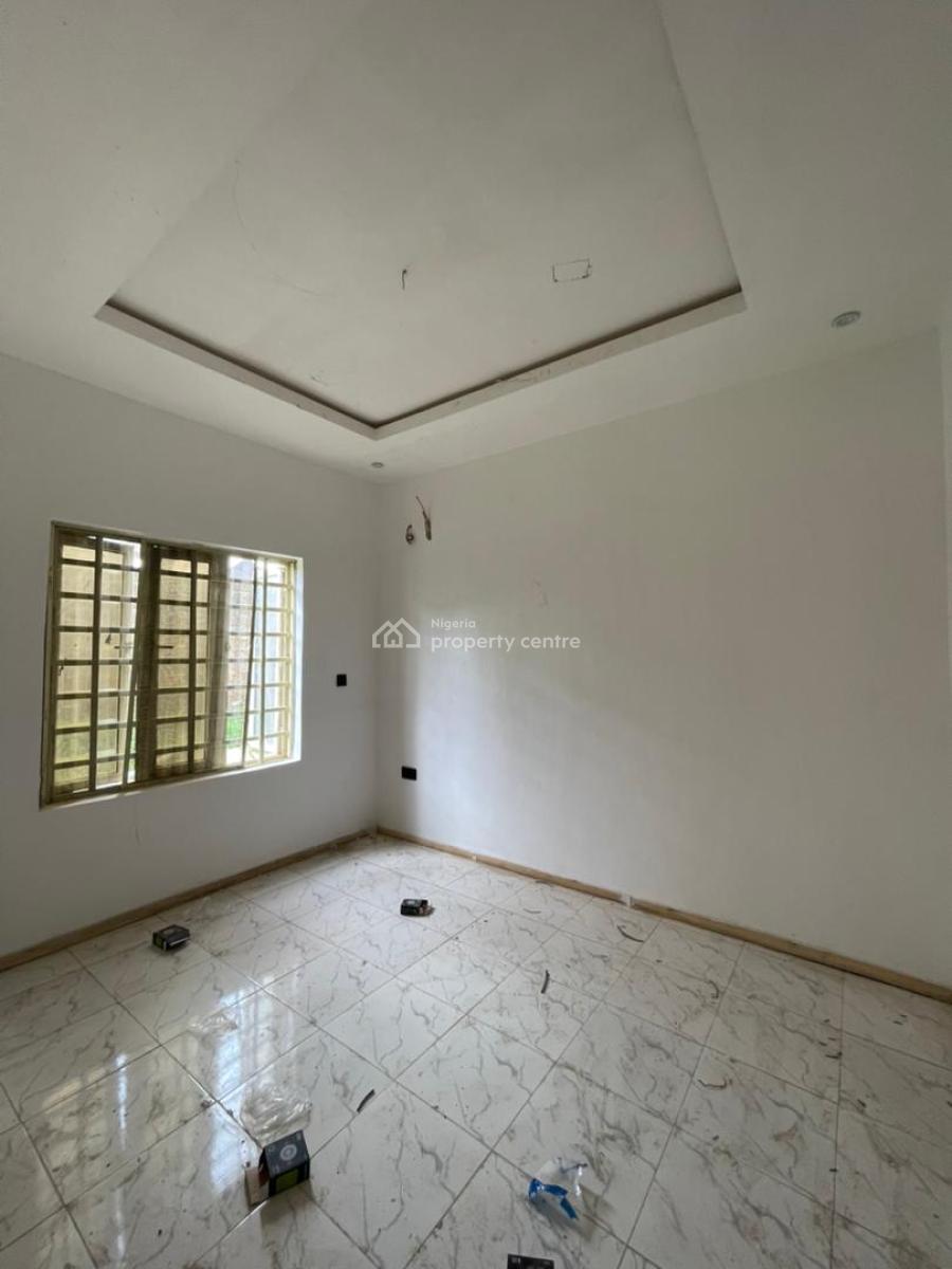 Newly Built 3-bedroom Flat with Modern Facilities., at Kolapo Ishola Gra, Ibadan, Oyo, House for Rent