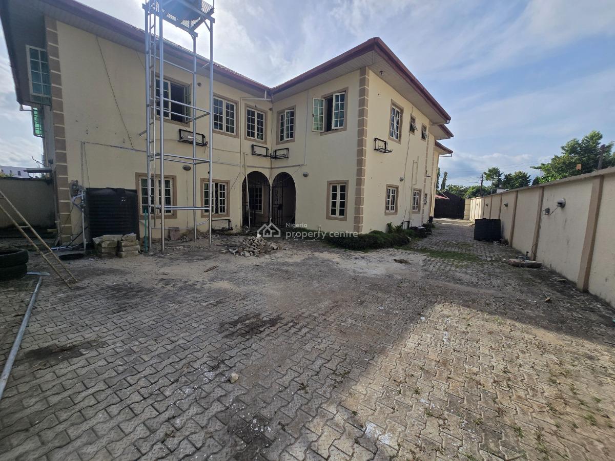 Description: 5-bedroom Semi-detached House Plux a-room Bq, Off Admiralty Road, Lekki Phase 1, Lekki, Lagos, Semi-detached Duplex for Rent
