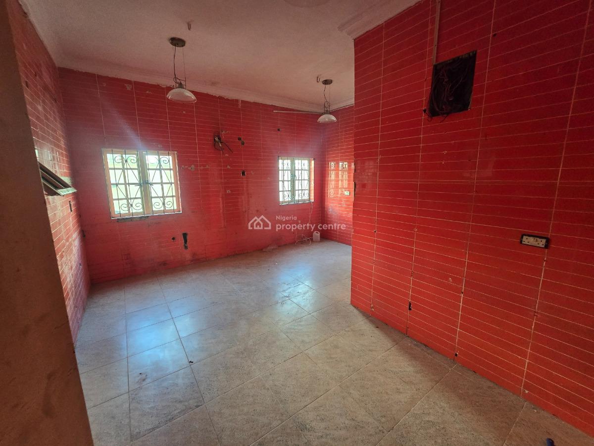 Description: 5-bedroom Semi-detached House Plux a-room Bq, Off Admiralty Road, Lekki Phase 1, Lekki, Lagos, Semi-detached Duplex for Rent