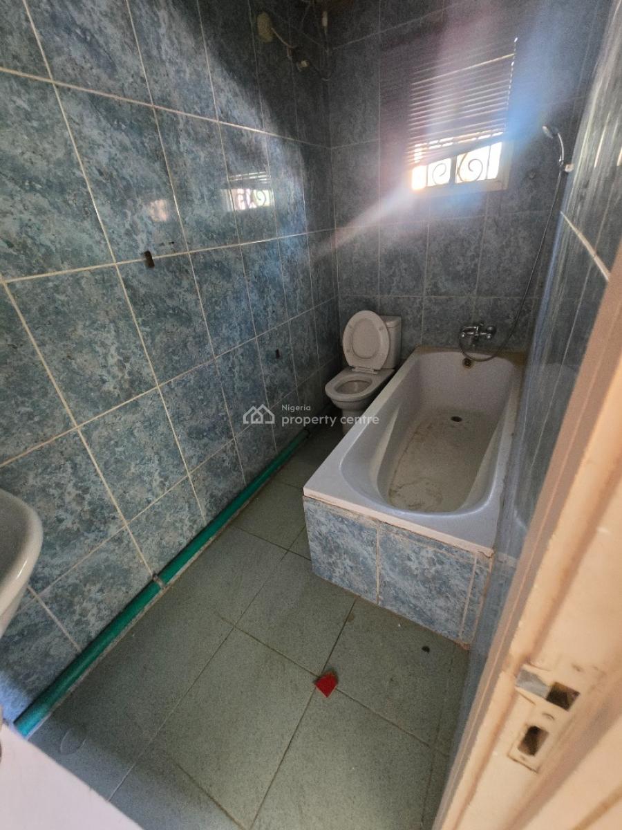 Description: 5-bedroom Semi-detached House Plux a-room Bq, Off Admiralty Road, Lekki Phase 1, Lekki, Lagos, Semi-detached Duplex for Rent