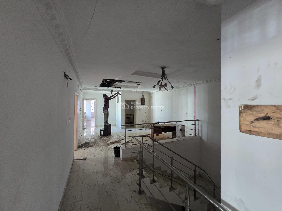 Description: 5-bedroom Semi-detached House Plux a-room Bq, Off Admiralty Road, Lekki Phase 1, Lekki, Lagos, Semi-detached Duplex for Rent
