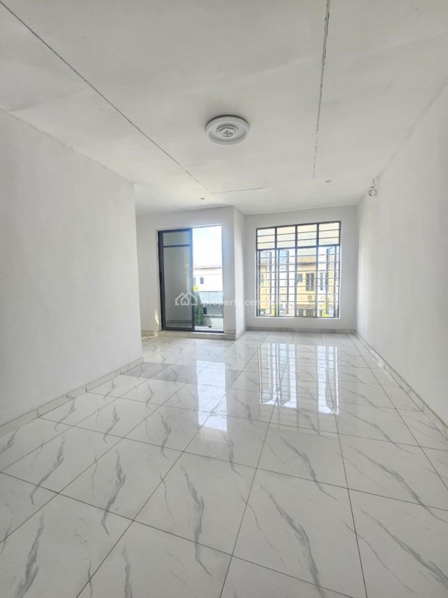 Executive  4-bedrooms Semi-detached Detached Duplex with Bq, Ikota, Lekki, Lagos, Semi-detached Duplex for Sale