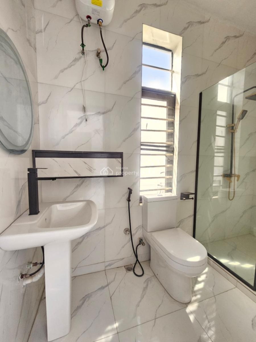 Executive  4-bedrooms Semi-detached Detached Duplex with Bq, Ikota, Lekki, Lagos, Semi-detached Duplex for Sale