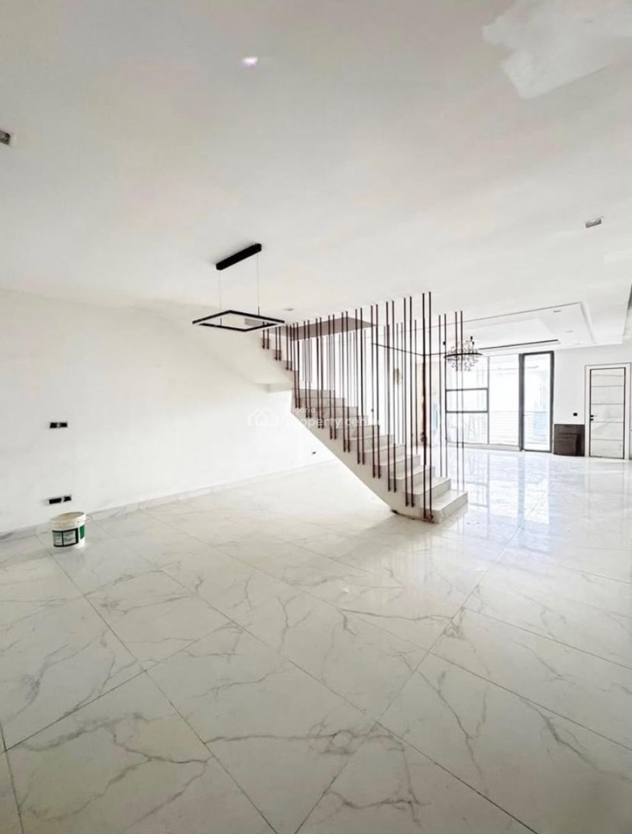 Luxurious 3 Bedroom Maisonette with Swimming Pool, Osapa, Lekki, Lekki, Lagos, Flat / Apartment for Rent