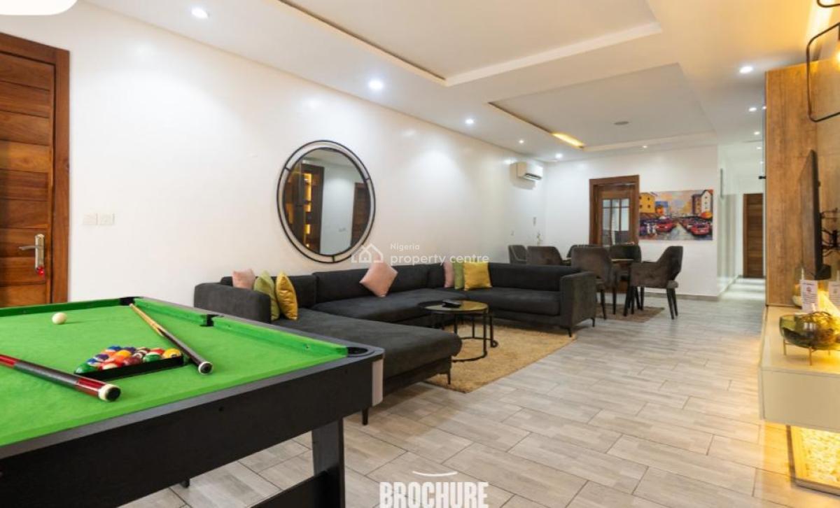 Luxury 3bedroom Apartment with Balcony, Ps5 and Pool, Dedicated Parking Space, Speedy Wifi, Modern Decor, Comfortable Stay, Lekki Phase 1, Lekki, Lagos, Flat / Apartment Short Let