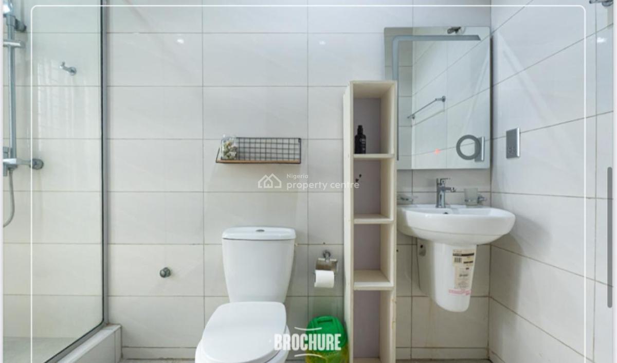 Luxury 3bedroom Apartment with Balcony, Ps5 and Pool, Dedicated Parking Space, Speedy Wifi, Modern Decor, Comfortable Stay, Lekki Phase 1, Lekki, Lagos, Flat / Apartment Short Let